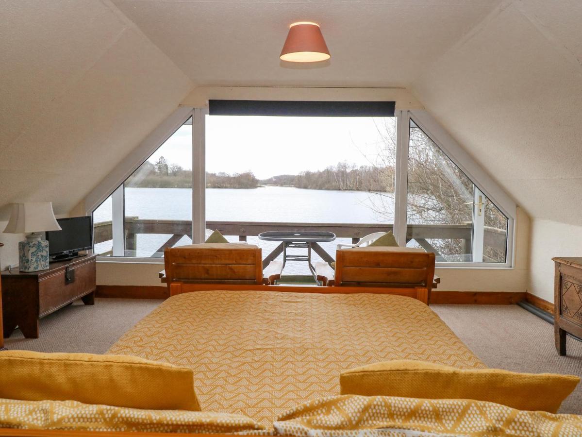 Cygnus Boathouse Villa South Walsham Buitenkant foto