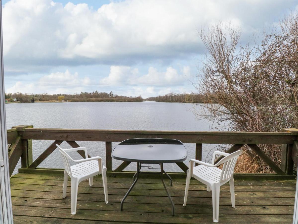 Cygnus Boathouse Villa South Walsham Buitenkant foto